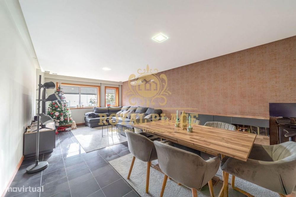 Apartamento T3 com terraço com 50m2 em São João de Ver