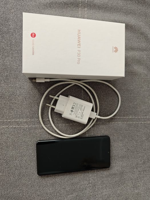 Smartfon Huawei P30 Pro Black 6/128GB