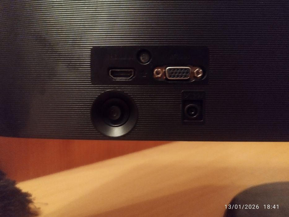 Monitor samsung.439011160685301762