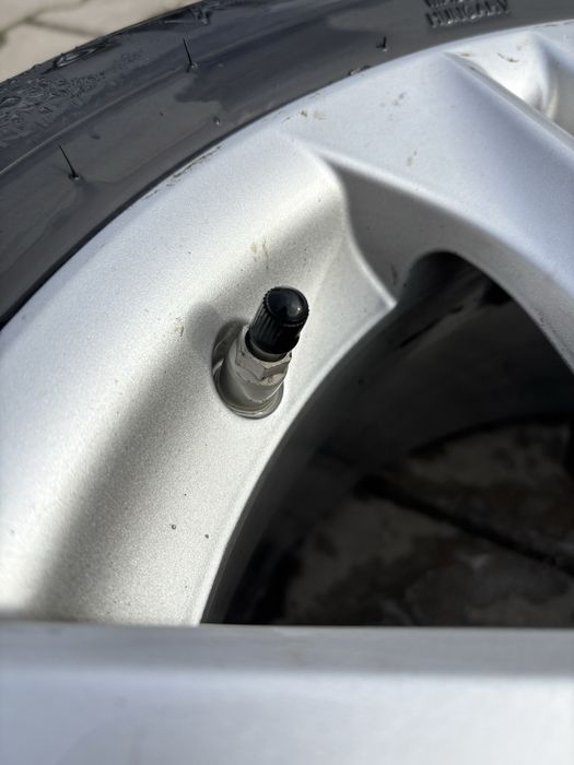 Kola toyota corolla 16”