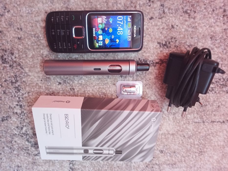Nokia 2710C-2 bdb. Plus gratis bdb.