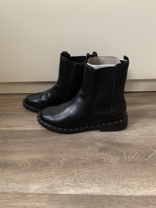 Демисезонные ботинки Zara для девочек