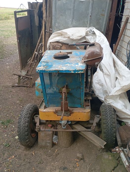 Продам міні тракторець