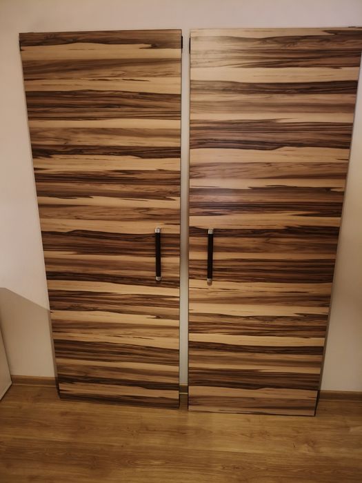Drzwi przesuwne do szafy