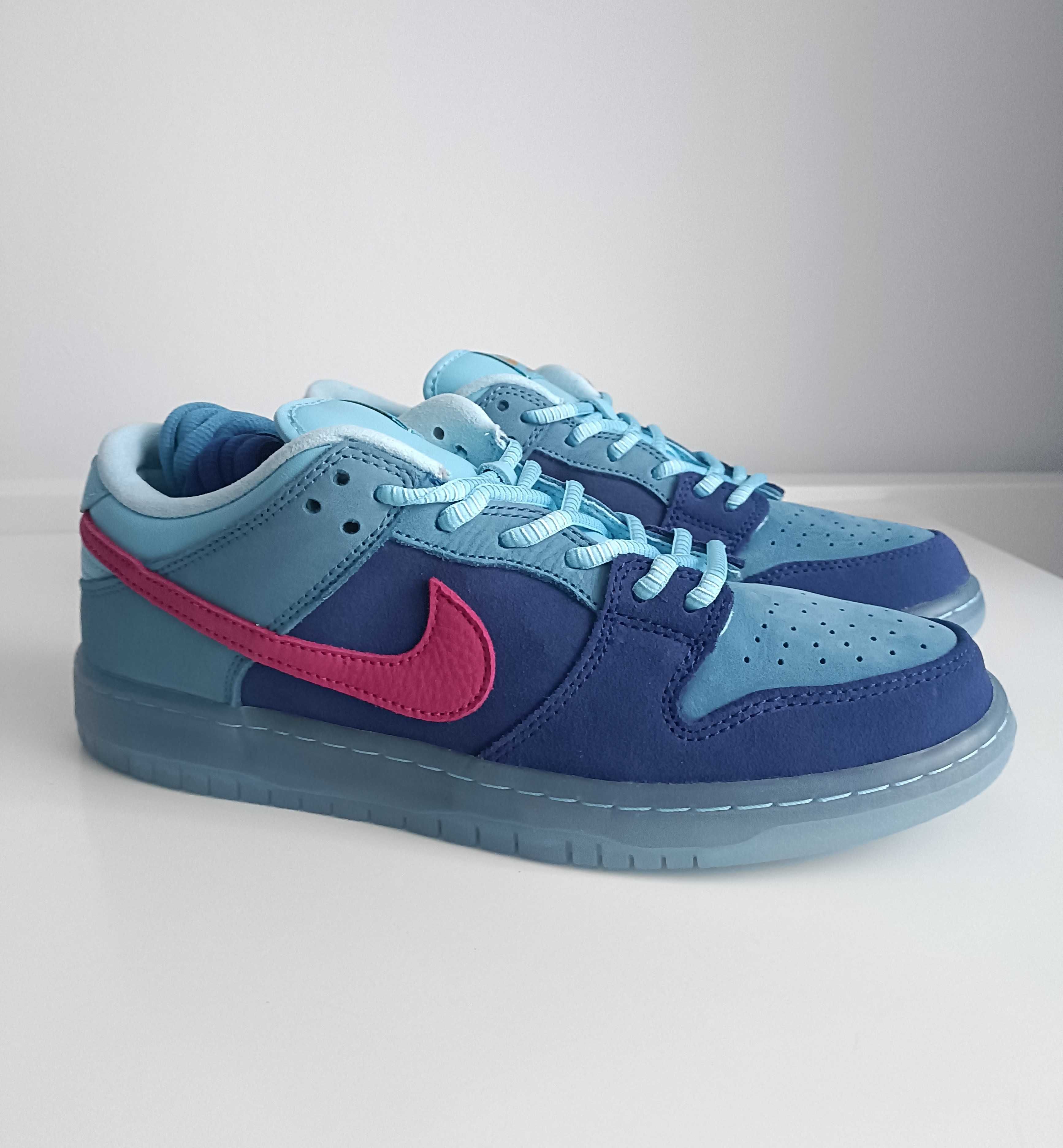 Buty Nike SB Dunk Low Run The Jewels rozmiar 42,5 wkładka 27