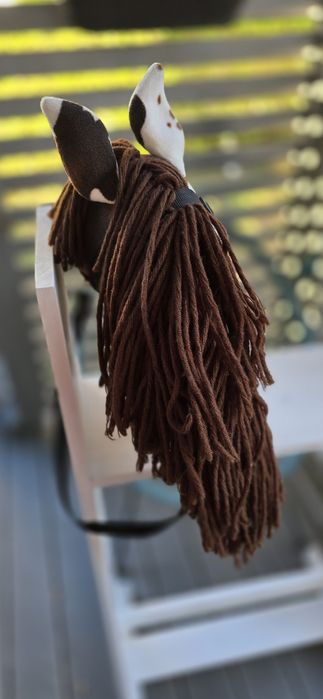 Hobby horse Skipii plus akcesoria plus stajnia  stan bdb