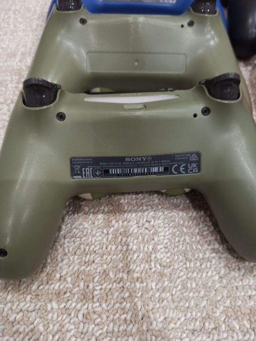 Оригінальні геймпади Sony DualShock 4 V2 для PS4 / PC
