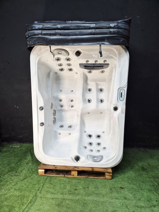 Jacuzzi ogrodowe używane 3️⃣ osobowe Oceanus