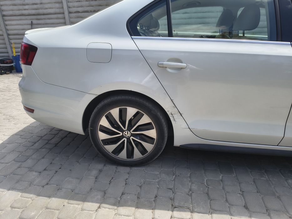 Volkswagen Jetta hybrid  2013