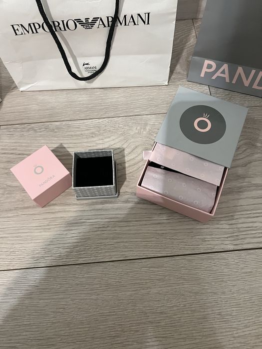Продам коробки, пакеты  Pandora оригинал