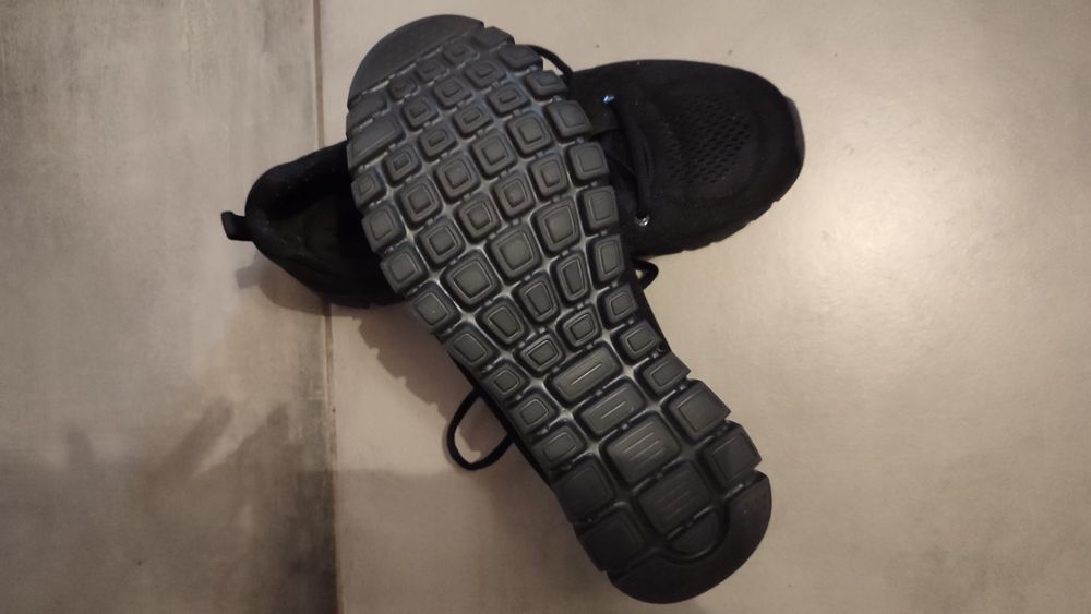 Buty Skechers Memory Foam rozm. 41 jak nowe