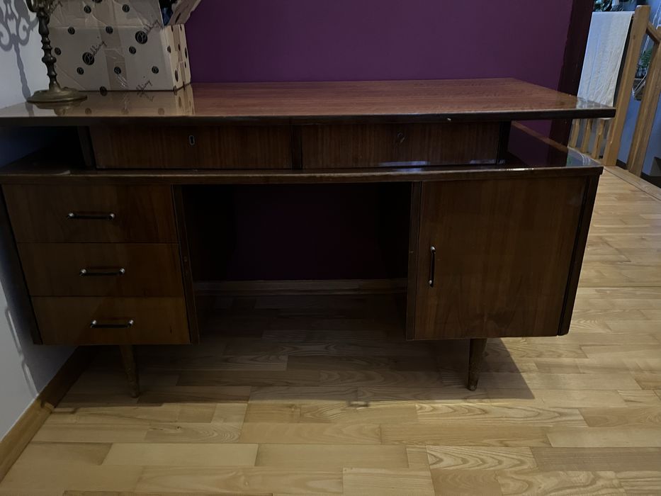 Drewniane biurko PRL