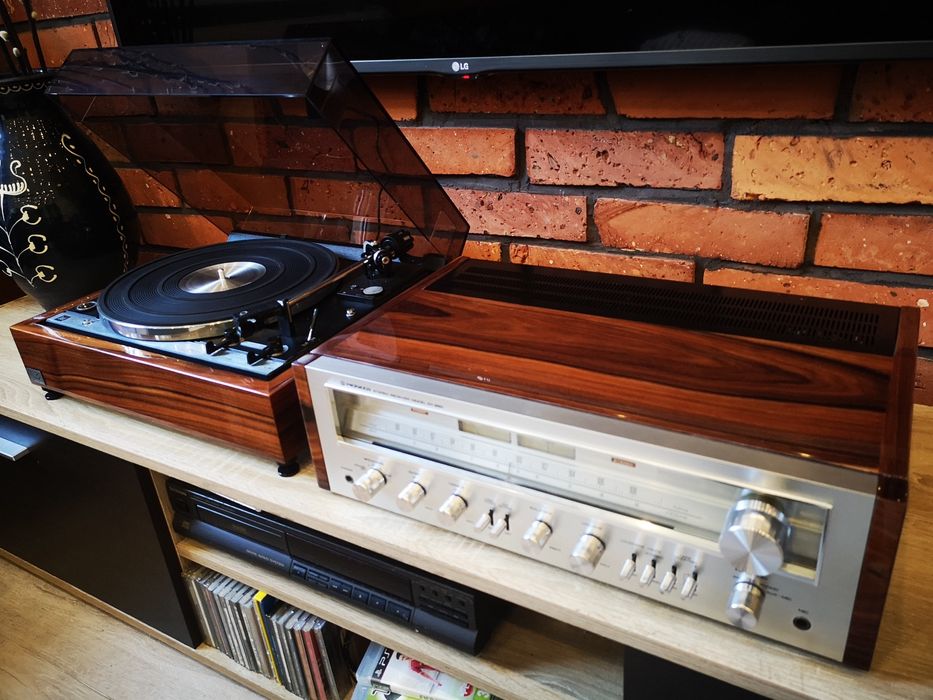 Zestaw Vintage Audio po renowacji. Amplituner Pioneer SX650 oraz gramofon Dual CS701
