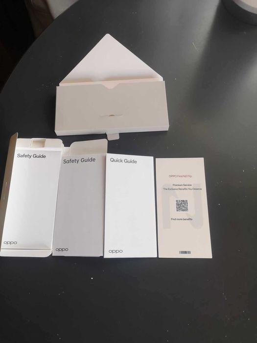 Smartfon Oppo Find N2 Flip 8 GB / 256 GB 5G czarny