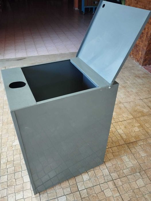 Depósito de Pellets 150L – Chapa Lacada – Excelente Estado