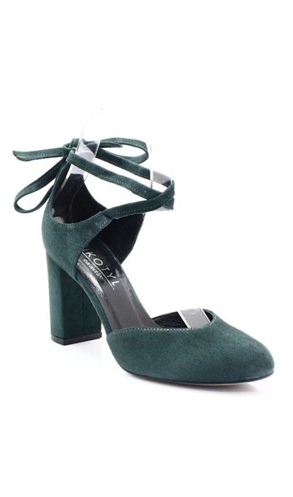 Czółenka zamszowe Kotyl