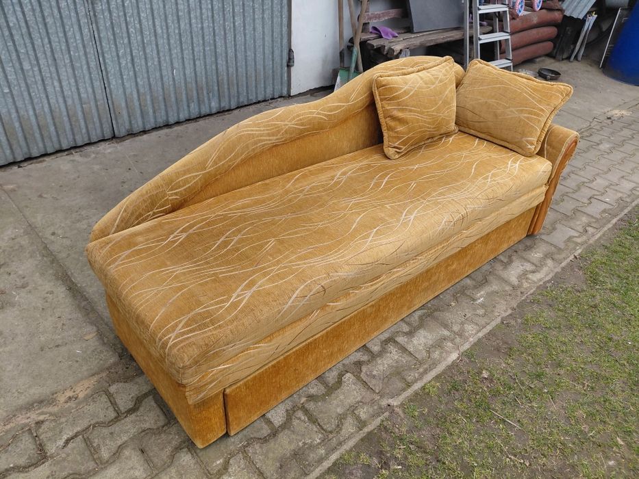 Kanapa rzymianka, łóżko, sofa, transport.