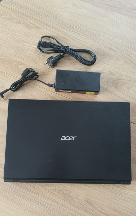 Laptop ACER V3 772G, 17 cali ekran, procesor i7, 32 Gb RAMu, SSD