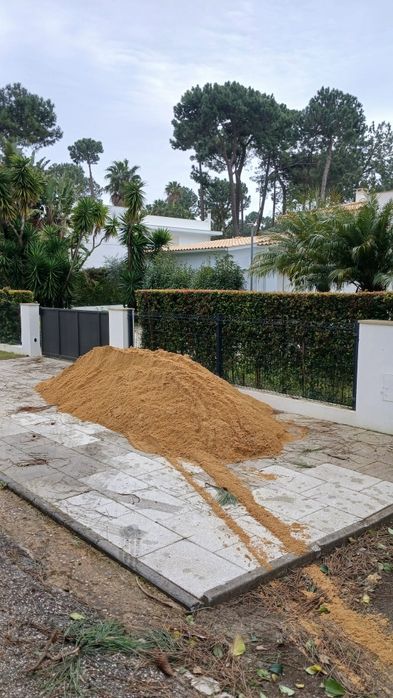 Área lavada grossa, fina, brita 1,2,3 por 4m³