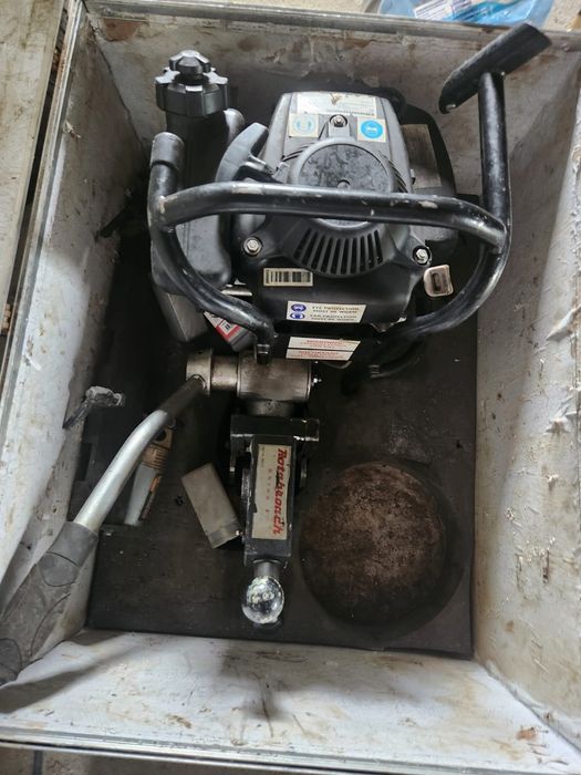 Wiertarka spalinowa kolejowa do szyn Rotabroach Rhino 4