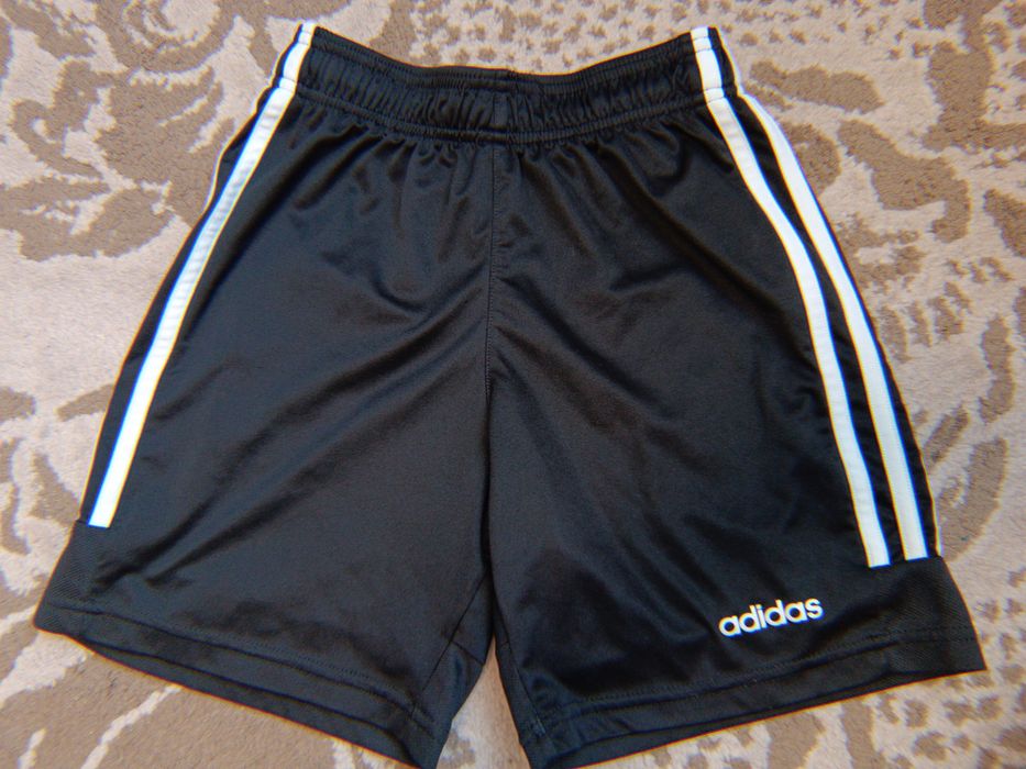 шорти Adidas оригінальні