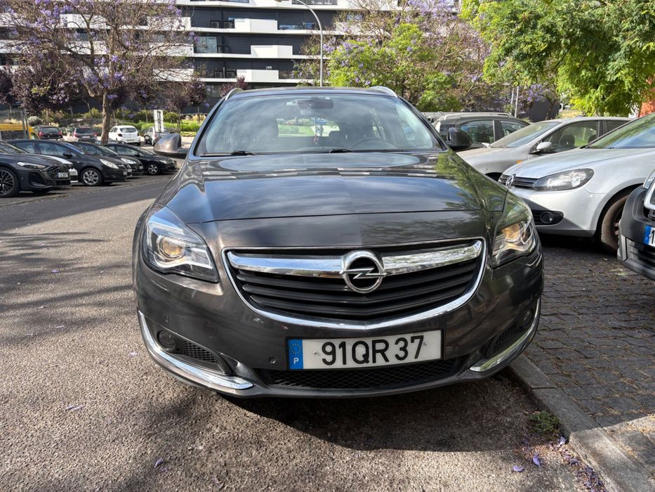 Carrinha Opel insígnia