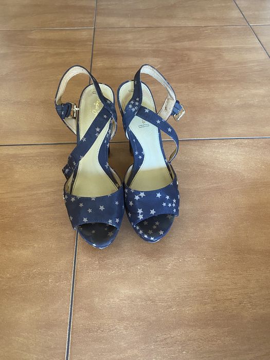 Босоножки на каблуке Pepe Jeans