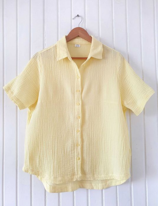 Jasnożółta Masełkowa Koszula Damska Zapinana Muślinowa 100% Bawełna L