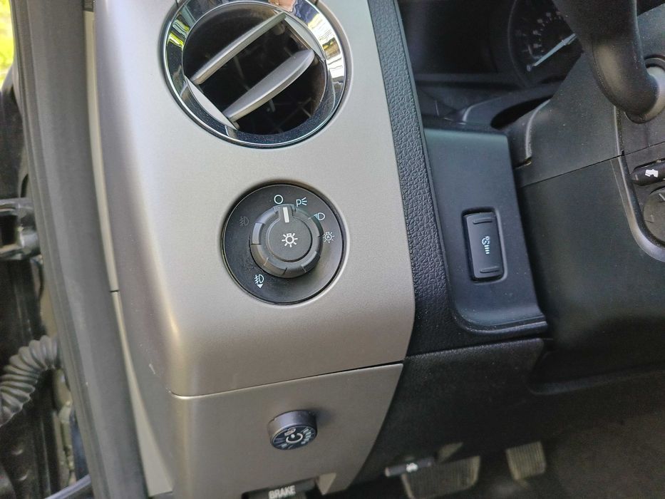 Продати Ford Expedition 2017 вiд властника