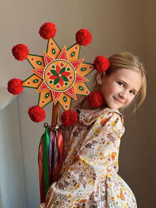 Різдвяна зірка, звізда, колядка, вертеп, мотанка, дідух, витинанка