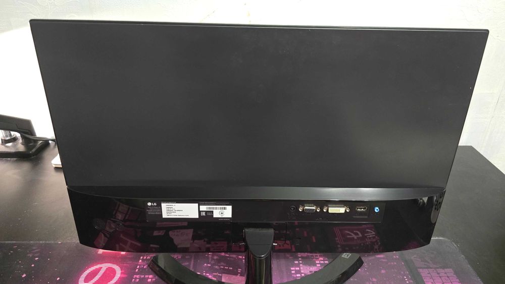 IPS монітор LG 24MP58VQ-P