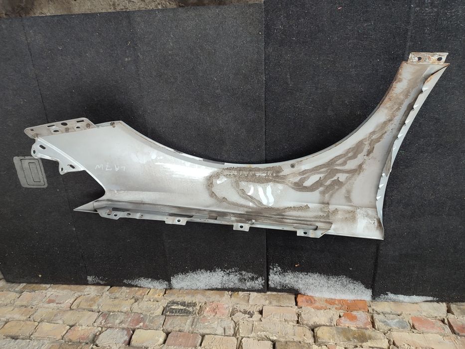 Крило переднє ліве Фольксваген Пассат Б6 крило VW Passat B6 LA7W