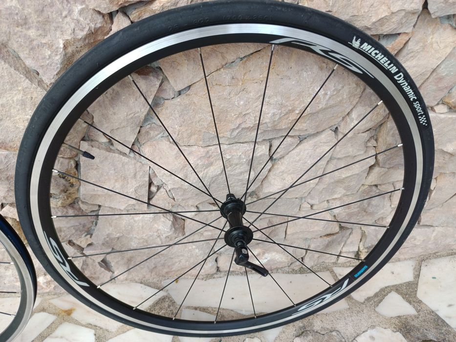 Rodas Shimano RS