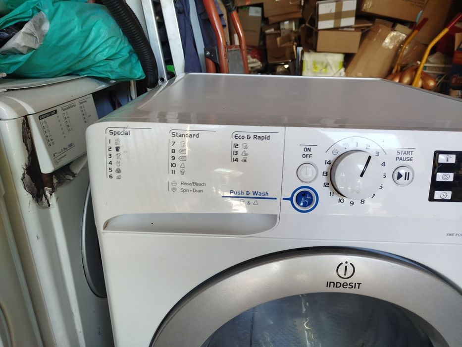 Máquina de lavar roupa Indesit 8kg