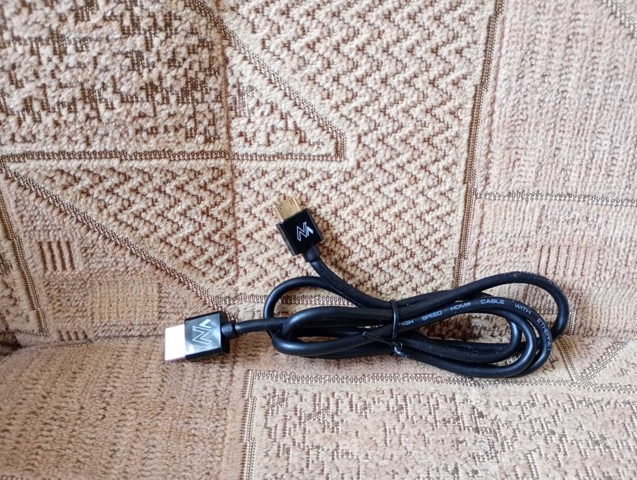 Kamel HDMI - mini HDMI, bardzo elastyczny