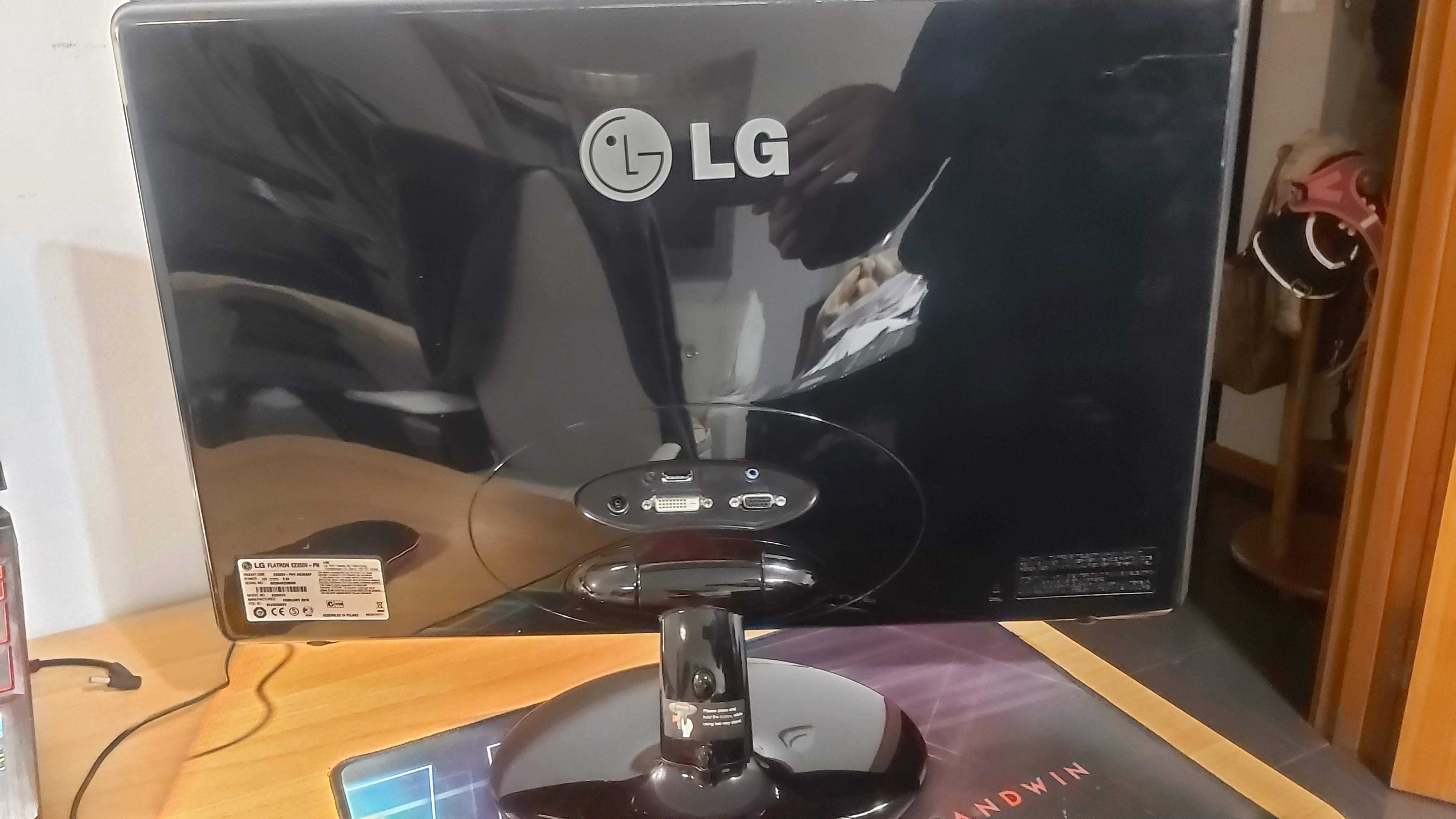 Thin Monitor 23" LED LG Flatron E2350V Maia • OLX Portugal
