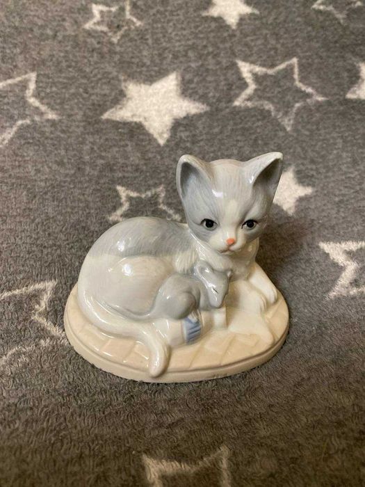 Фарфорова фігурка кішки з мишкою Gilde Porzellan Німеччина