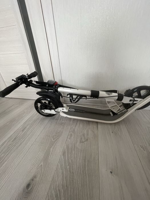 Продам Самокат ITRIKE