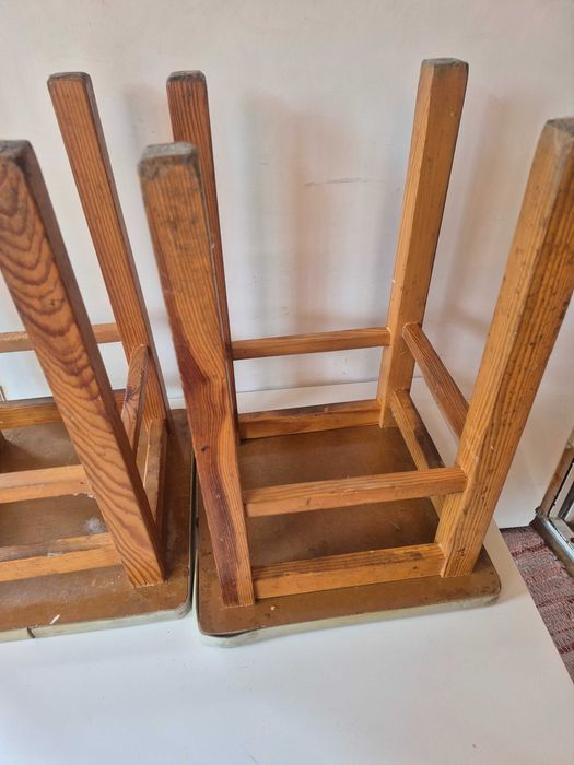Stary taboret PRL krzesło 30 x 30 do renowacji 2 sztuki