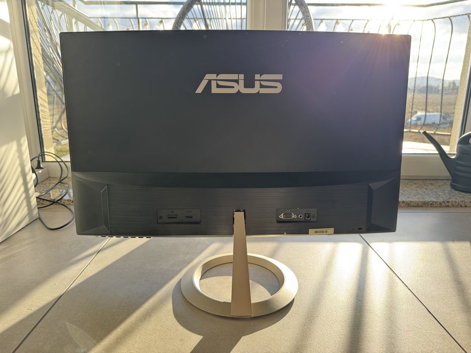 Monitor Asus 27’ 75hz