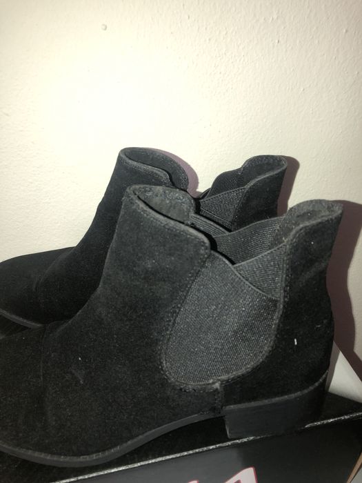 Botas Pretas Impermeabilizadas