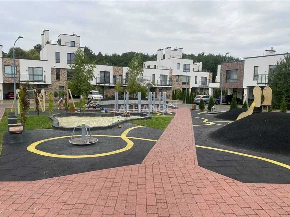 Продаж сучасного таунхаусу в с.Липники передмістя Львова_найнижча ціна