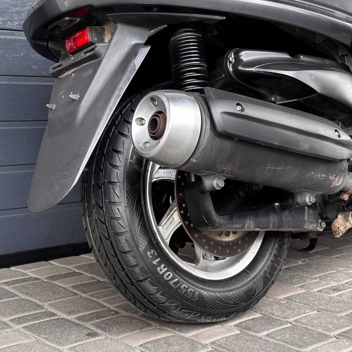 Продам максі-скутер Yamaha Majesty 400 (4722)