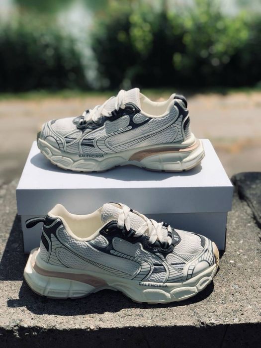 Balenciaga мужские / мало размеров/кожаные кроссовки со скидкой сезона