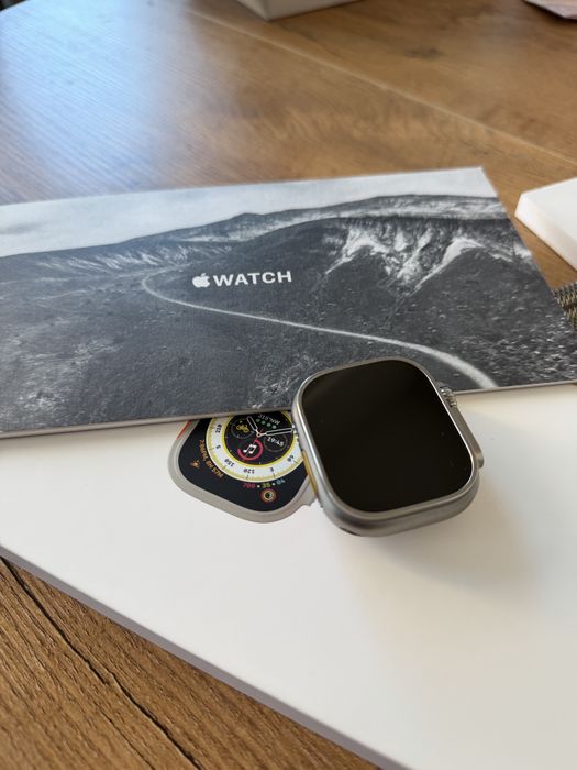 Apple Watch Ultra / Titanium Case / 49MM