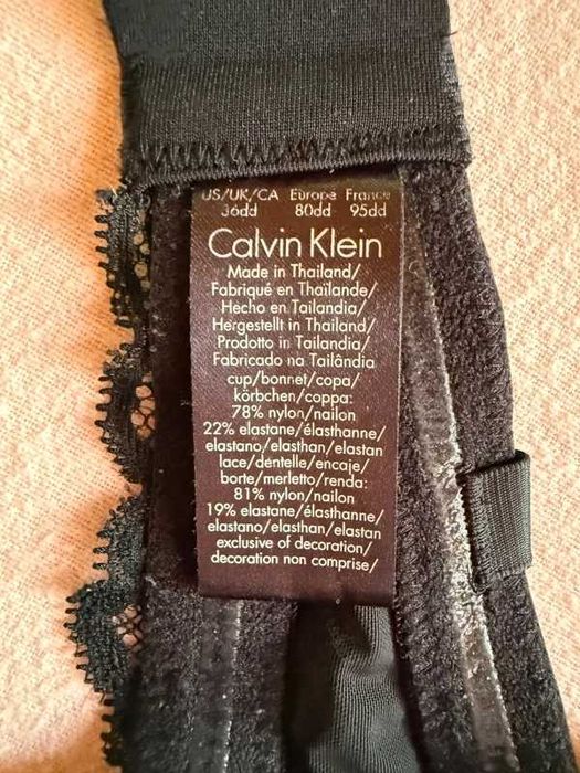 Calvin Klein balkonetka biustonosz bez ramiączek czarny 80DD