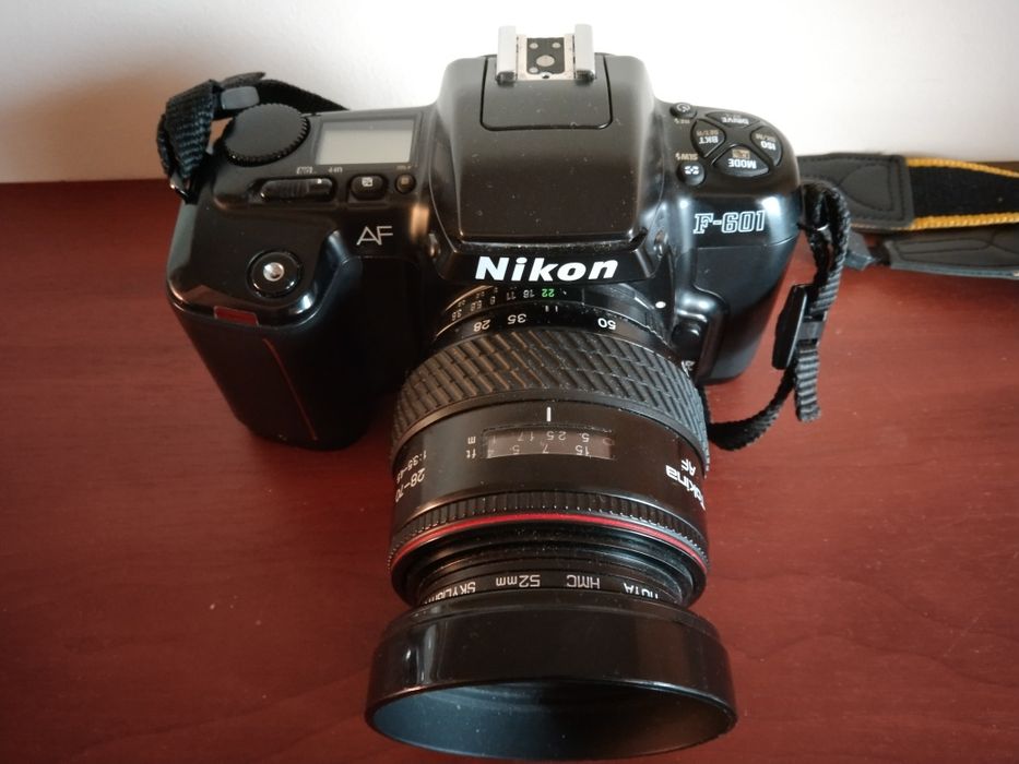 Aparat fotograficzny NICON  F-601