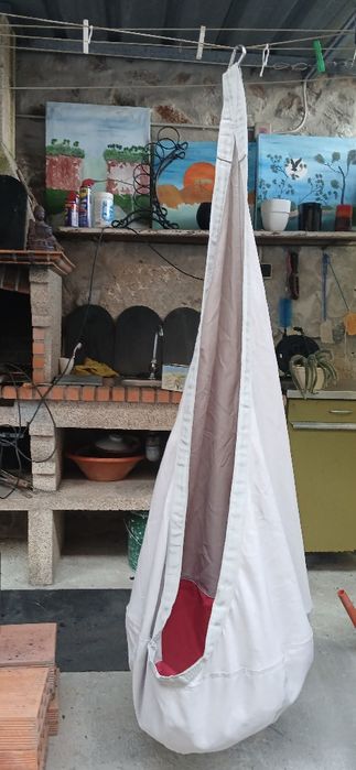 Baloiço suspenso para crianças