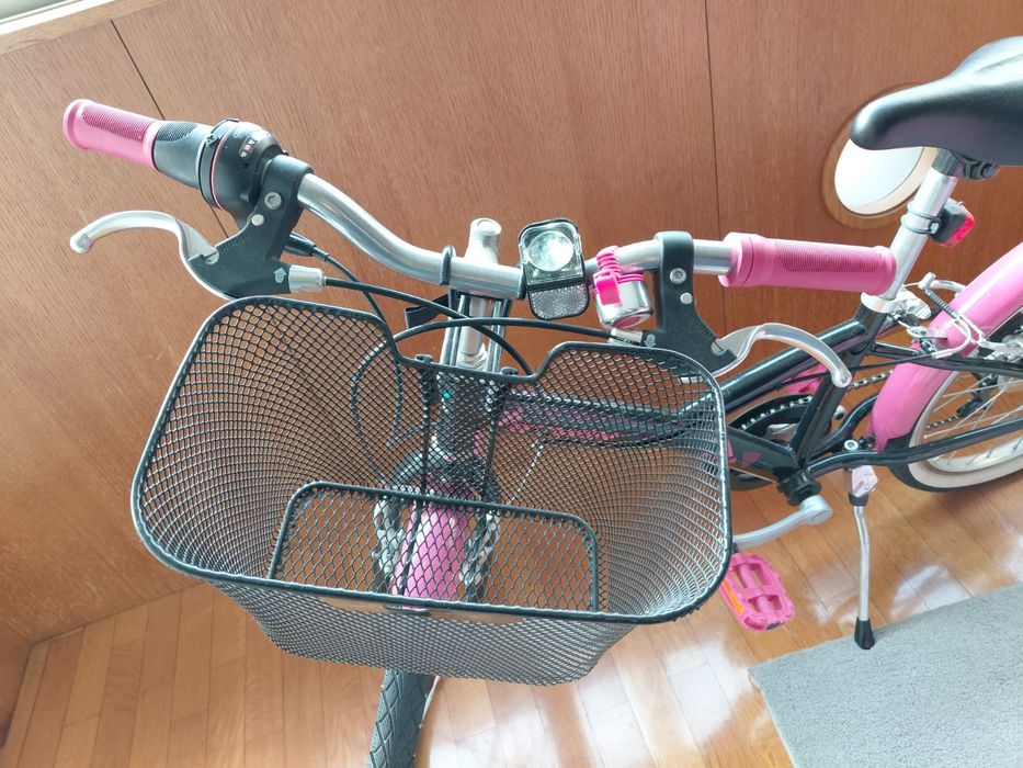 Bicicleta para menina como nova