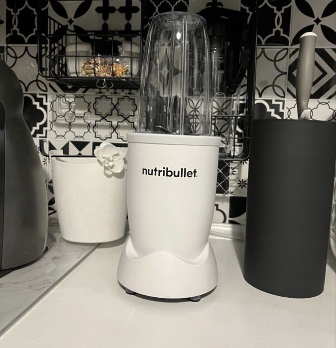 Blender kielichowy NutriBullet 900W biały